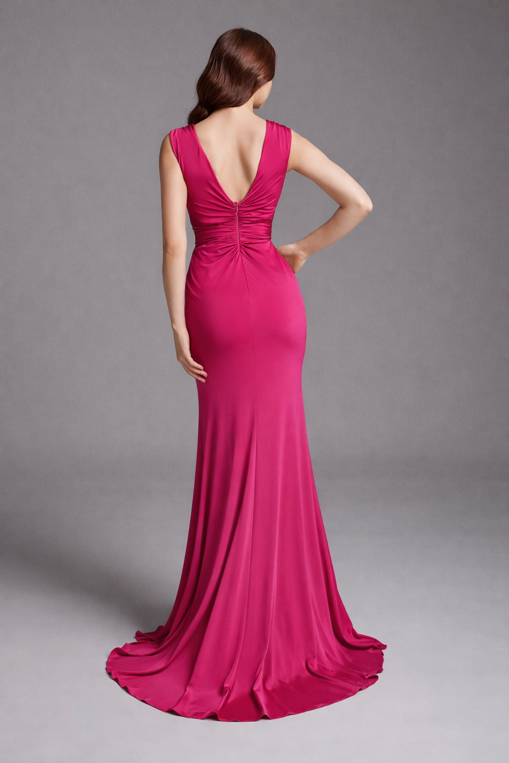 Azra Kotan Bel Detayı Boncuk İşlemeli Yan Dekolteli Kalın Askılı Abiye Elbise