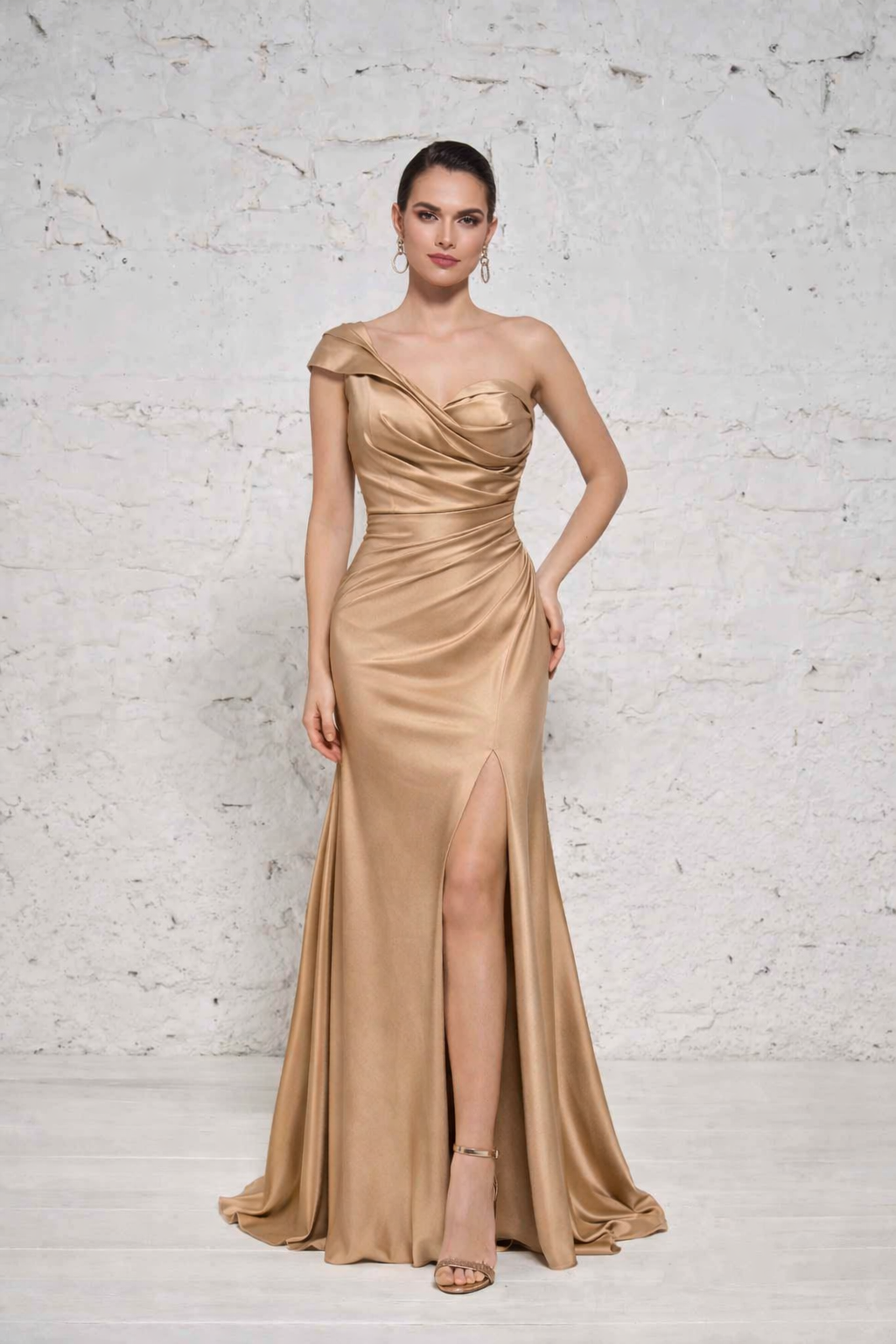 Azra Kotan Tek Omuz Saten Balık Abiye Elbise – Zarif Drapeli Gece Elbisesi