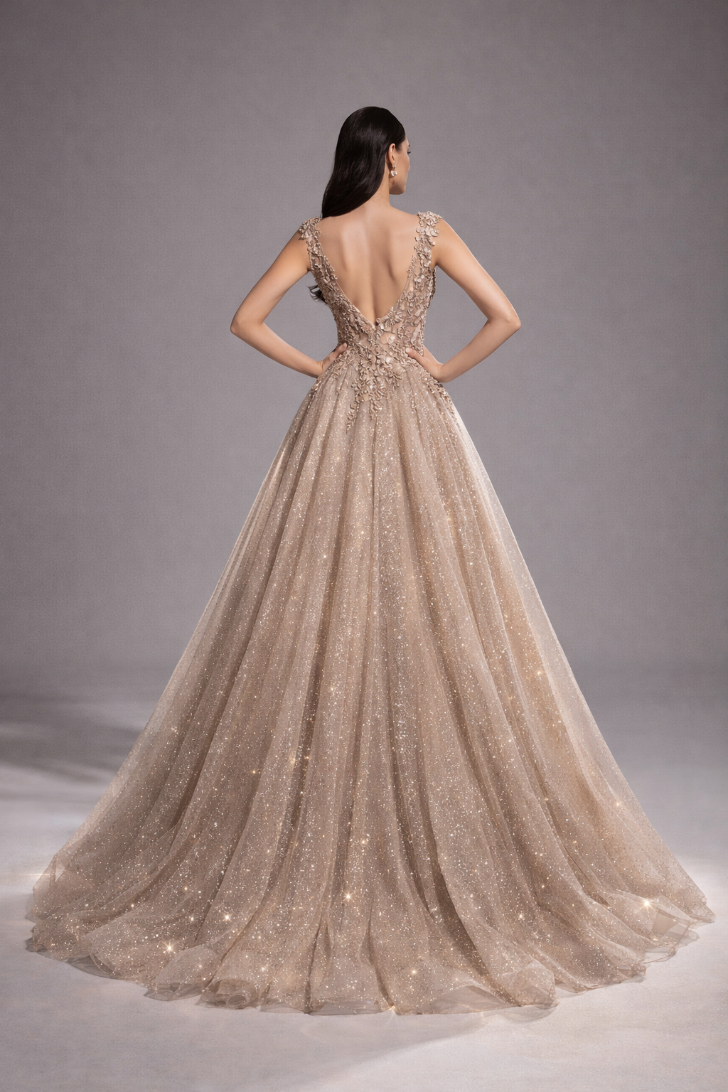 Azra Kotan Bel Kısmı Dantel İşlemeli Helen Nişanlık – Simli Tül Prenses Model