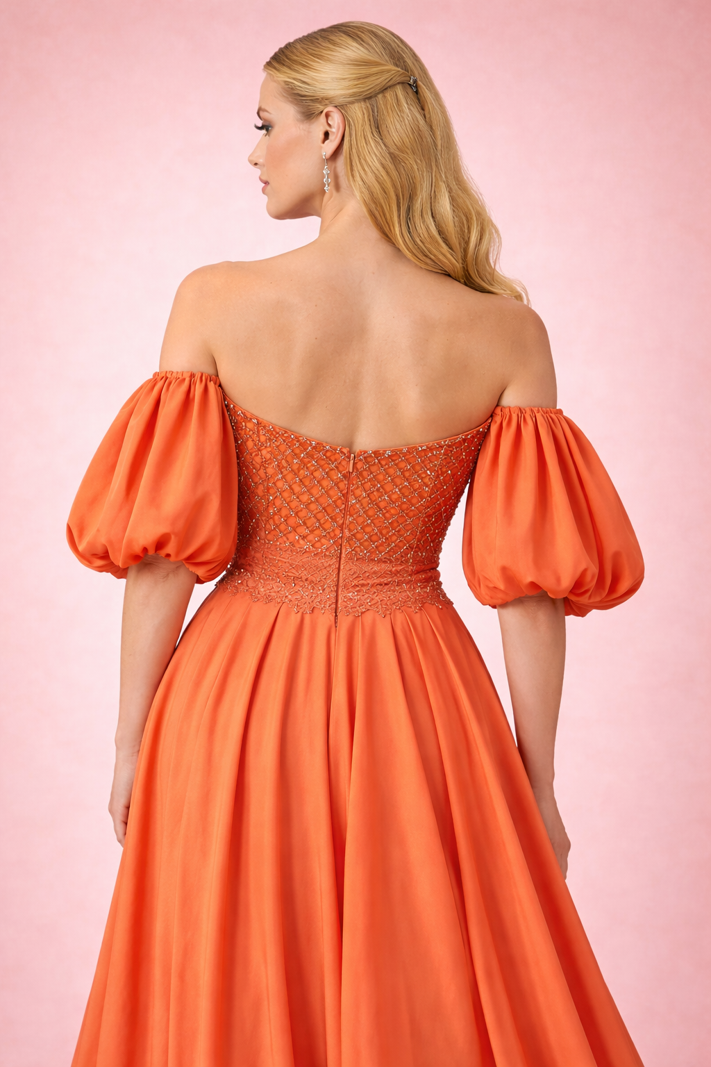 Taş İşlemeli Straplez Balon Kollu Yırtmaçlı Abiye Elbise