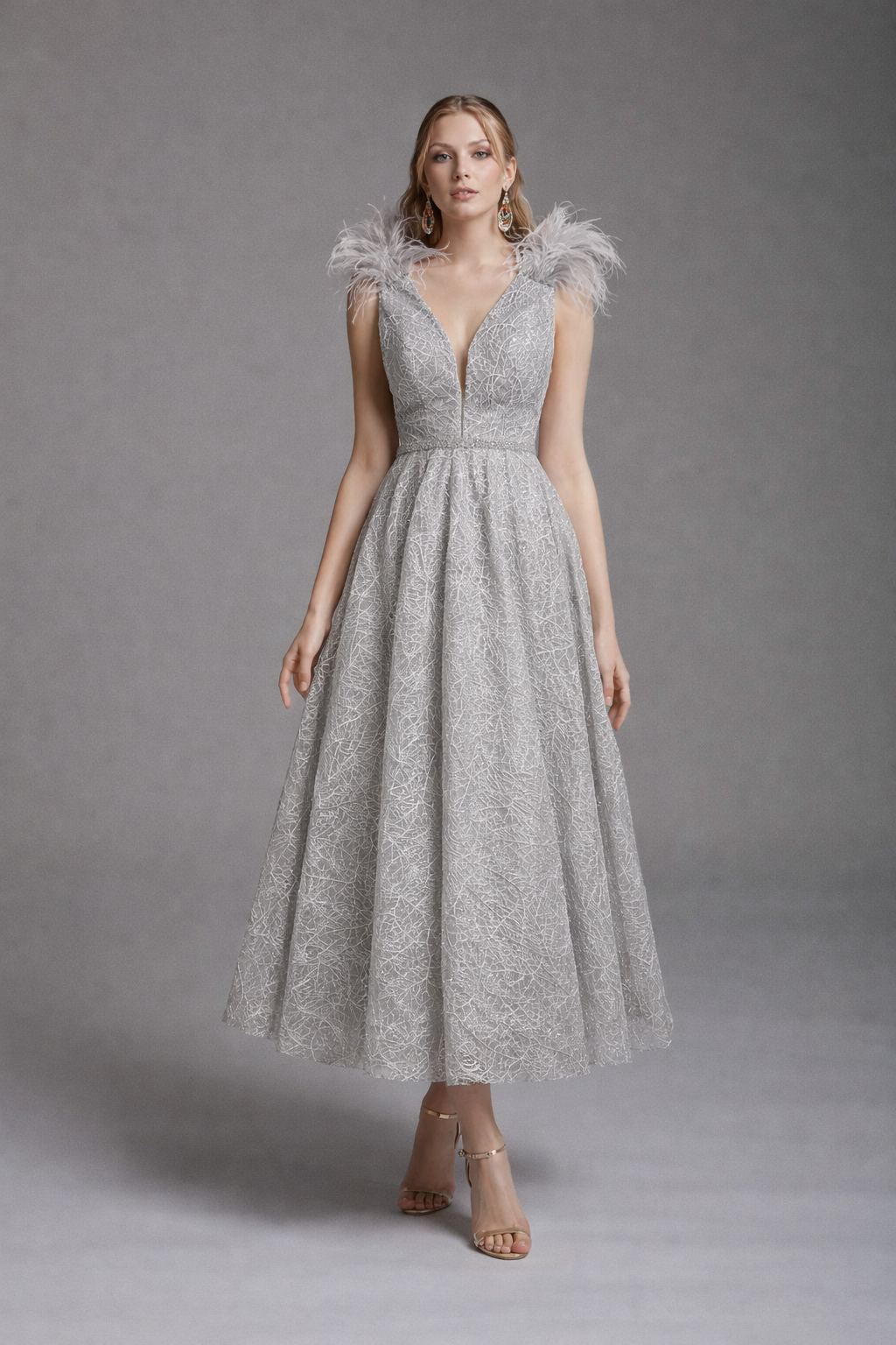 Azra Kotan Otrişli Askılı Midi Boy Geniş Etekli Abiye Elbise