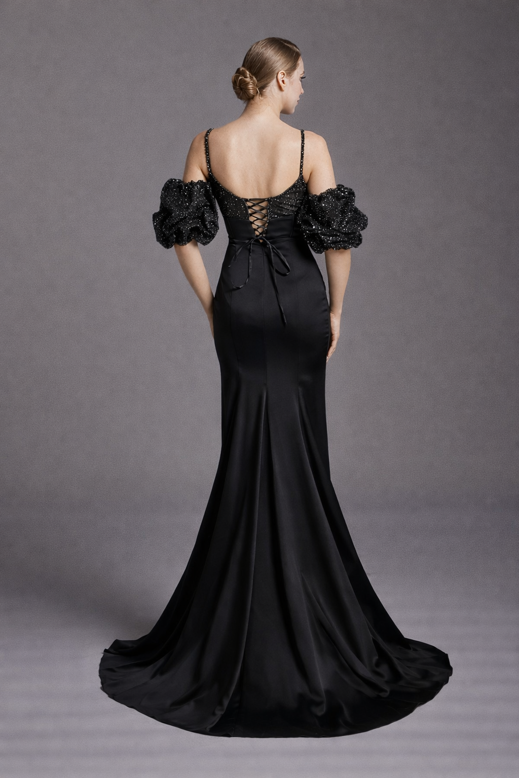 Azra Kotan Saten Kumaş Korse Detaylı Balık Abiye