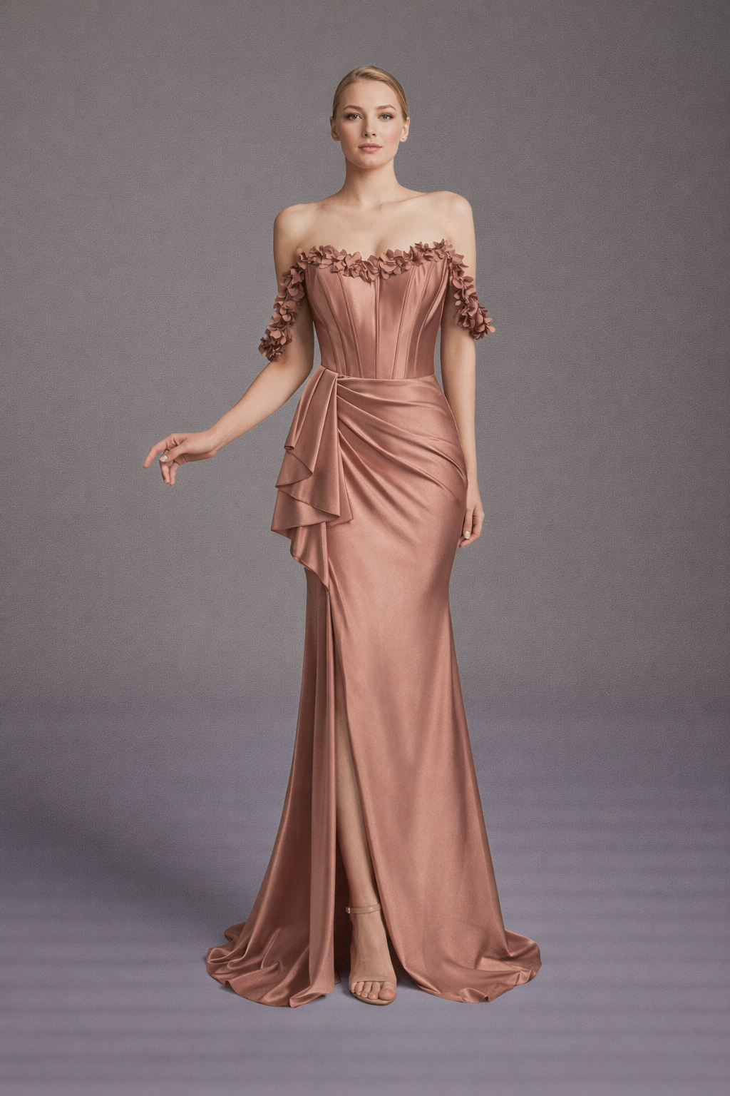 Azra Kotan Çiçek Detaylı Drapeli Saten Düşük Kol Uzun Abiye Elbise