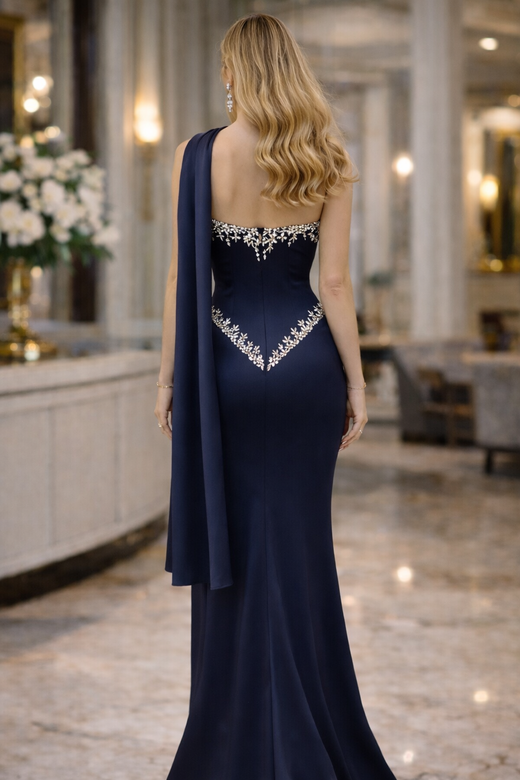 Taş İşlemeli Şal Detaylı Saten Abiye Elbise